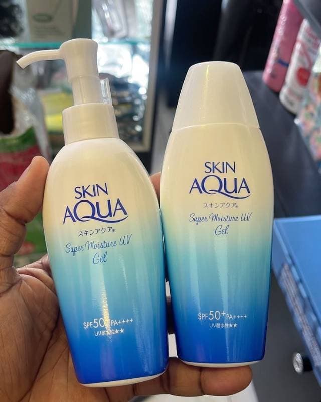 Skin Aqua Super Moisture UV Gel SPF50+ PA++++ thumbnail 2
